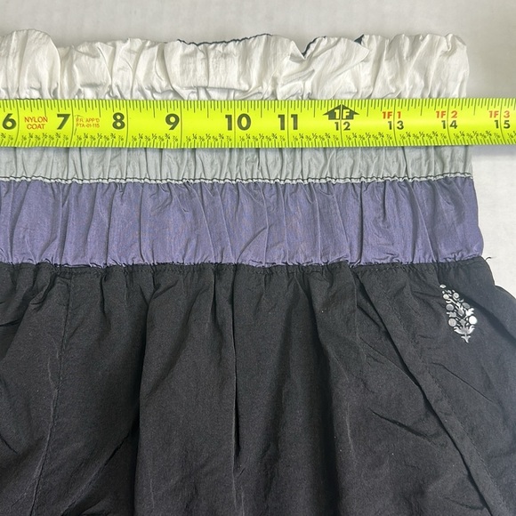 Free People Movement Black High Waisted Shorts Womens Size Medium - Picture 8 of 10